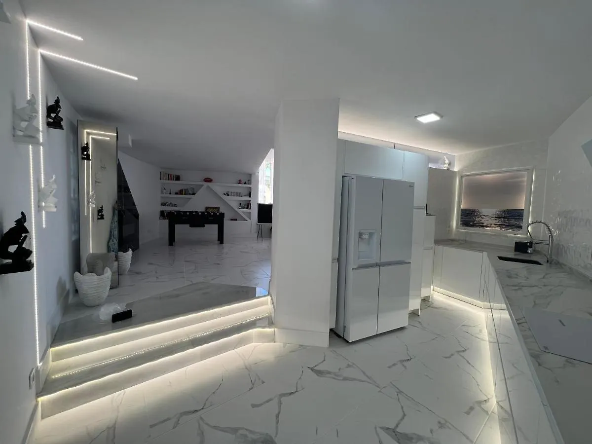 Apartamento Espectacular Hogar En La Playa Marbella 0*,