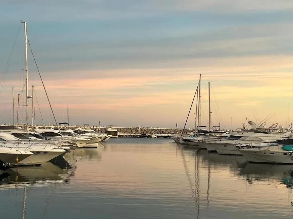 Apartamento Espectacular Hogar En La Playa Marbella